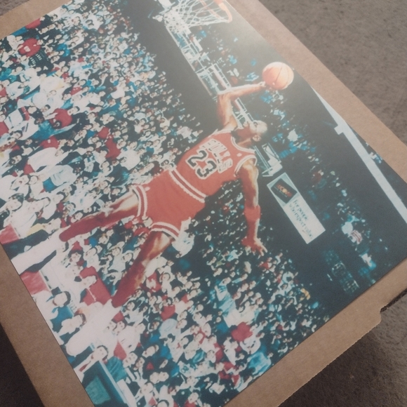 MICHAEL JORDAN BULLS RETRO 8.5x11 FREE THROW LINE DUNK GLOSSY 1988 NBA POSTER - Picture 4 of 10